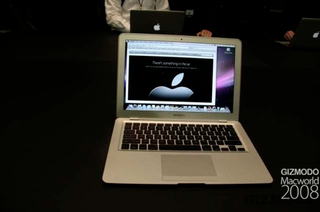 Illustration for article titled MacBook Air Hands-on
